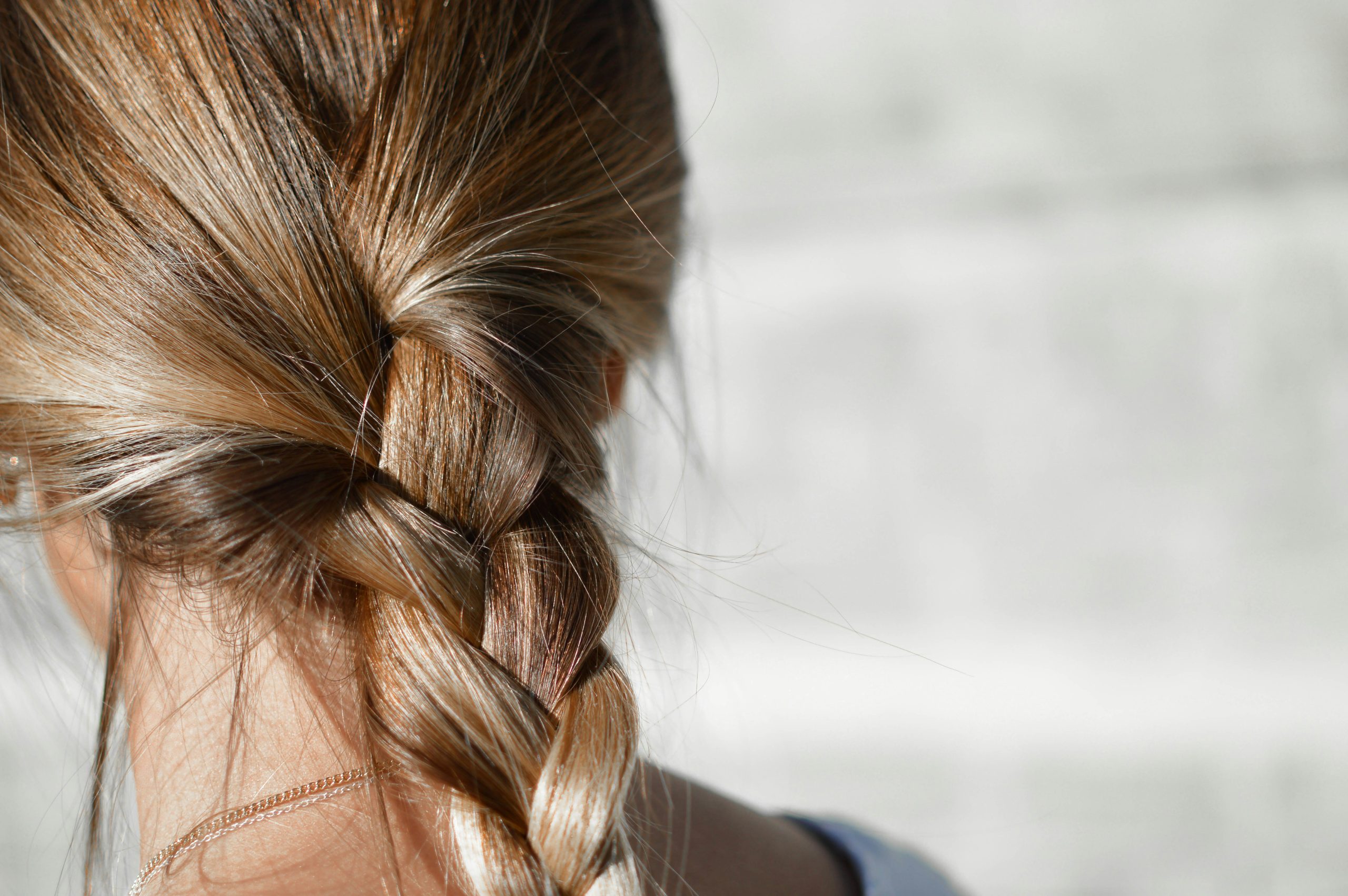 Title: Achieving Healthy and Radiant Hair: The Ultimate Guide to Proper Hair Washing